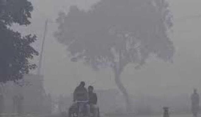 दिल्ली में बढ़ गया है वायु प्रदूषण, बेहद खराब की श्रेणी में आया