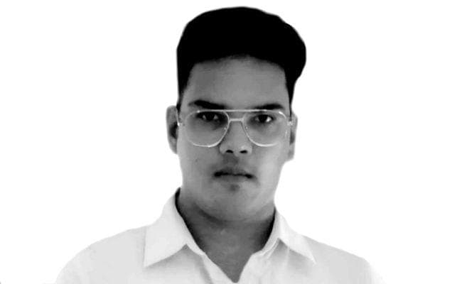 मुंगेर की लोजपा सांसद वीणा देवी के बड़े बेटे आशुतोष सिंह की सड़क हादसे में मौत