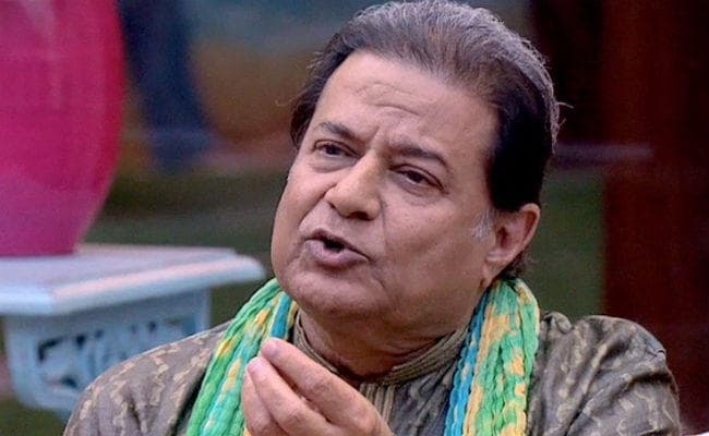 अनूप जलोटा ने बिग बॉस में आने से पहले करवाया था हेयर ट्रांसप्‍लांट, हुआ खुलासा...