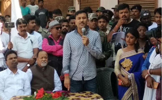 खरसावां से आजसू अध्यक्ष सुदेश महतो ने प्रारंभ की दूसरे चरण की स्वराज स्वाभिमान यात्रा