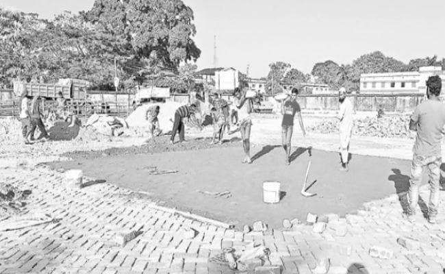 कल कूचबिहार आयेंगी सीएम, रासमेला मैदान में होगी जनसभा, मंत्री व अफसरों ने देखी तैयारी