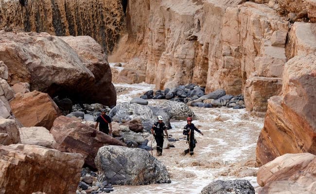 जॉर्डन : बाढ़ में मरने वालों की संख्या 21 पहुंची