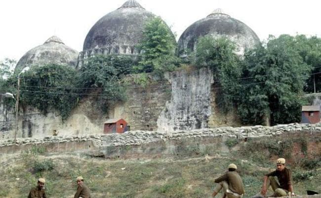 अयोध्या विवाद : High Court के फैसले के खिलाफ याचिकाओं पर सोमवार को सुनवाई संभव