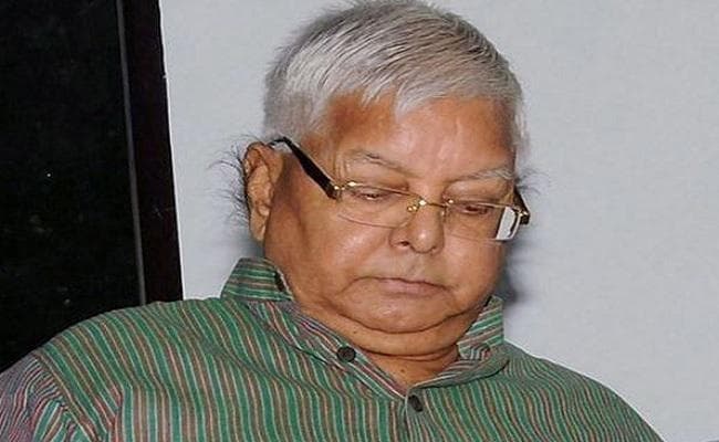 लालू का ट्वीट, अस्थाना की आस्था देश अउर संविधान में कम, मोदी एंड कंपनी में अधिक बा