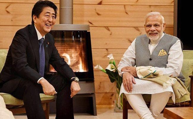 जापान के PM एबे ने मोदी को अपने निजी घर में दिया भाेज, कहा - मैं ‘आजीवन भारत का दोस्त'' रहूंगा