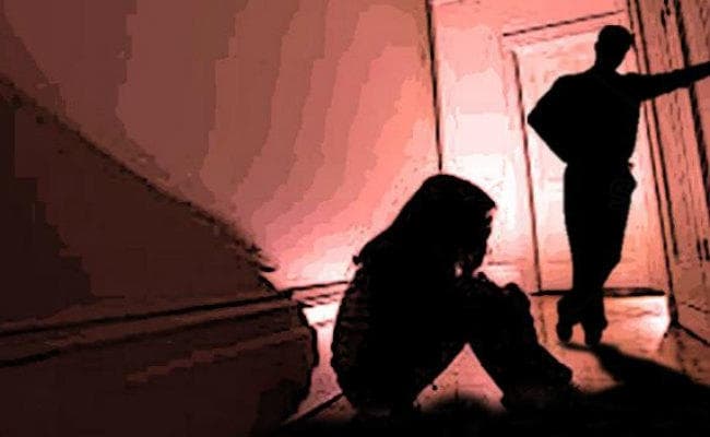 चौपारण : 4 साल की बच्‍ची से दुष्‍कर्म, पुलिस ने आरोपी को गिरफ्तार कर भेजा जेल, पीड़िता की हालत नाजुक
