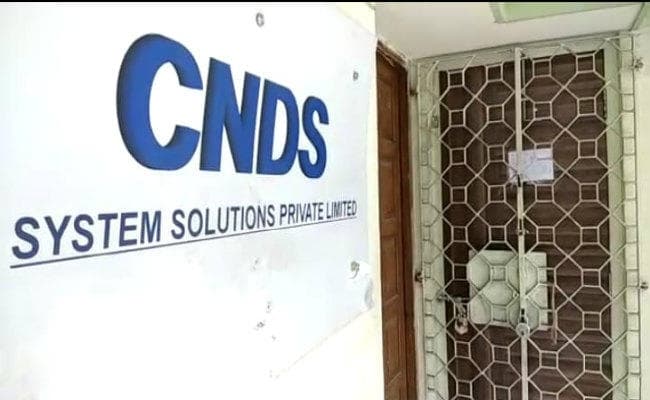 बंगाल : कॉल सेंटर के जरीए विदेशी नागरिकों से करोड़ों की ठगी, महिला समेत 11 गिरफ्तार