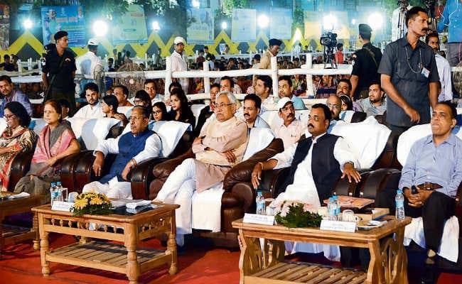 सीएम ने कौमुदी महोत्सव के उद्घाटन में जतायी इच्छा, पटना सिटी में पांच एकड़ में बनेगा सांस्कृतिक केंद्र