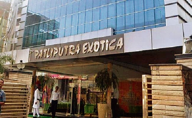 पटना : पाटलिपुत्र होटल के मालिक अनिल पर प्राथमिकी दर्ज, कभी भी हो सकती है गिरफ्तारी, जानें क्‍या है मामला