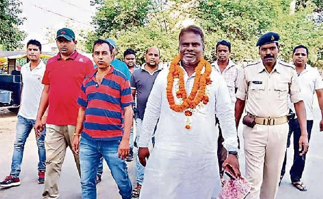 चक्रधरपुर : सुखराम उरांव ने छोड़ी भाजपा, कहा : गिलुवा कर रहे थे उपेक्षा, पार्टी बन गयी है जेबी संस्था