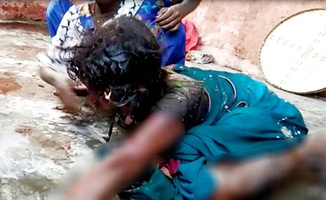 मोतिहारी : छठ पूजा का सामान लेने घर से निकली महिला खून से लथपथ मिली, इलाके में सनसनी