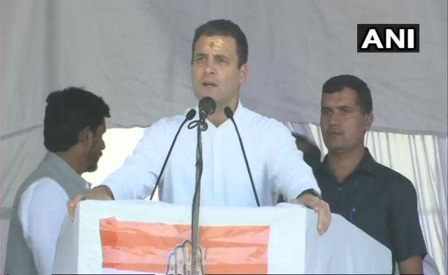 राहुल गांधी ने उज्जैन में महाकाल का आशीर्वाद लेकर किया चुनाव अभियान का आगाज