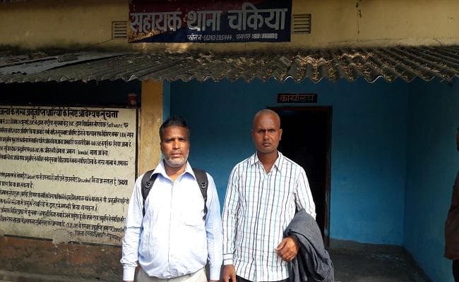 अस्थि विसर्जन को नेपाल से बिहार आये जीजा-साला को पंडों ने पीटा