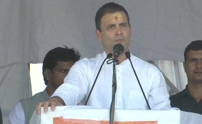 राहुल का हमला : मोदी की गलती से जल रहा जम्मू-कश्मीर, नेता नहीं, जवान हो रहे शहीद