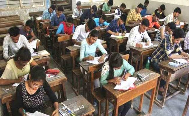 उत्तर प्रदेश : अब विश्वविद्यालयों की परीक्षा भी होगी ''तीसरी आंख'' की निगरानी में