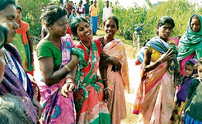 गुमला : दो दोस्तों की पत्थर से कूच कर हत्या, प्रेमिकाओं को उठा ले गये अपराधी