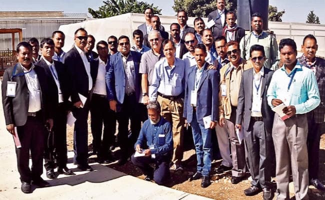 झारखंड के किसानों का दल इजराइल दौरे पर, कम पानी में ज्यादा उपज की तकनीक सीखी