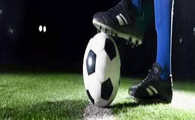 भारत की पूर्व महिला फुटबॉलर कल्पना रॉय चाय बेचने को मजबूर, परिवार चलाने के लिए नहीं हैं पैसे