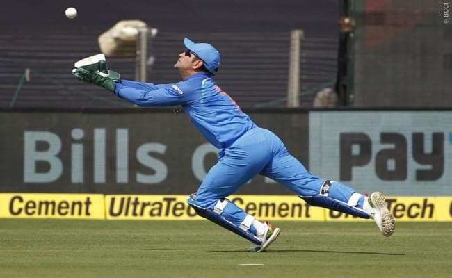 धौनी के फिटनेस पर सवाल उठाने वालों को जवाब है BCCI का यह वीडियो, देखें...
