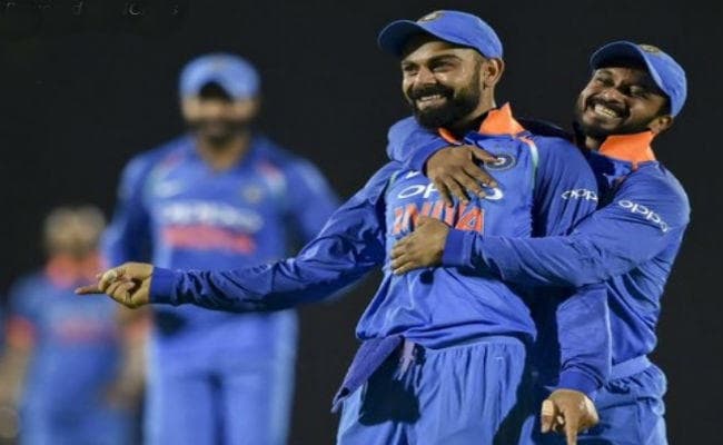 #2019WorldCup : कोहली एंड कंपनी ने दौरे पर पत्नी का साथ मांगा, ट्रेन पर अलग कोच और ये...