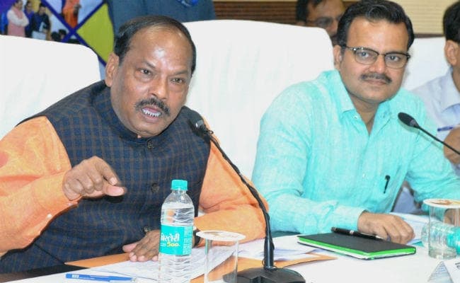 दुष्कर्म की घटनाओं पर CM रघुवर दास सख्त, सभी जिलों से एक हफ्ते में मांगी रिपोर्ट