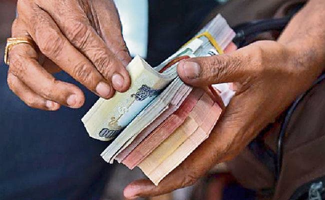 पटना : ग्राहकों से जीएसटी वसूल सरकारी खाते में नहीं डालने वाले सैकड़ों कारोबारी निशाने पर