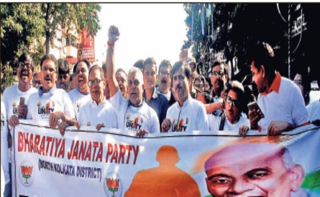 रन फॉर यूनिटी: सरदार पटेल की जयंती पर राज्यभर में एकता के लिए दौड़े लोग, सरदार वल्लभ भाई पटेल की मूर्ति पर किया गया माल्यार्पण