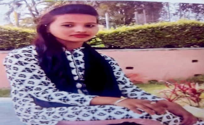 आठ माह बाद मृतक युवती की बहन ने कपड़े और अाभूषण से की पहचान