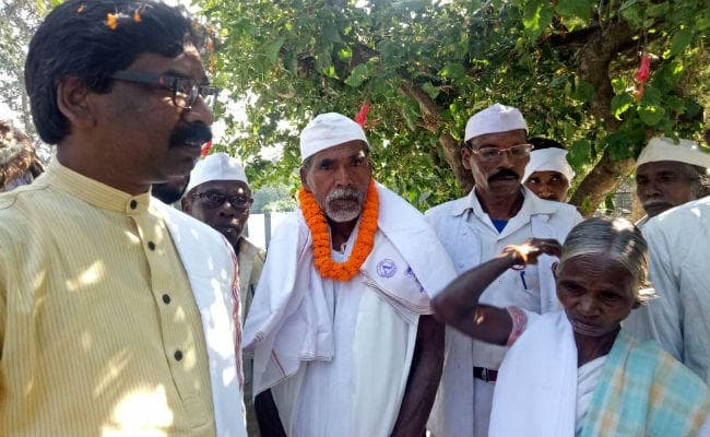 शहीद जतरा टाना भगत के पैतृक गांव के लोगों की, फरियाद : पीएम आवास नहीं, हमें चाहिए शहीद आवास