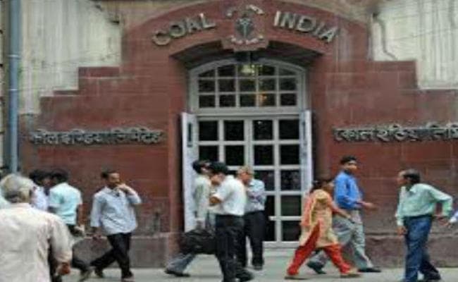 सरकार ने कोल इंडिया में 3.18% हिस्सेदारी बेची, 5,300 करोड़ रुपये मिलेंगे