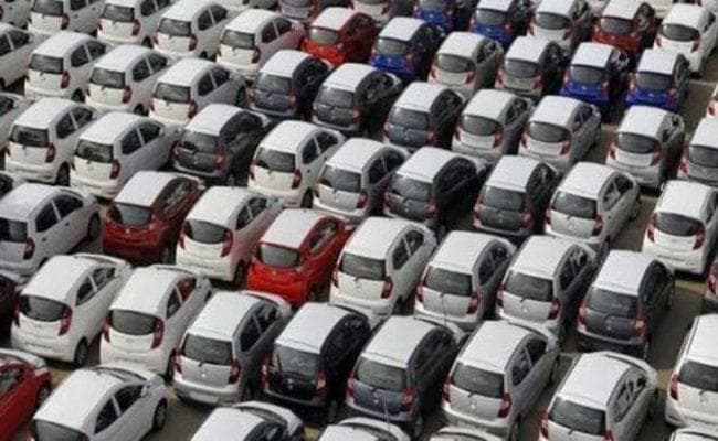 दिल्ली सरकार ने Supreme Court को किया सूचित, 40 लाख वाहनों का पंजीकरण खत्म किया गया