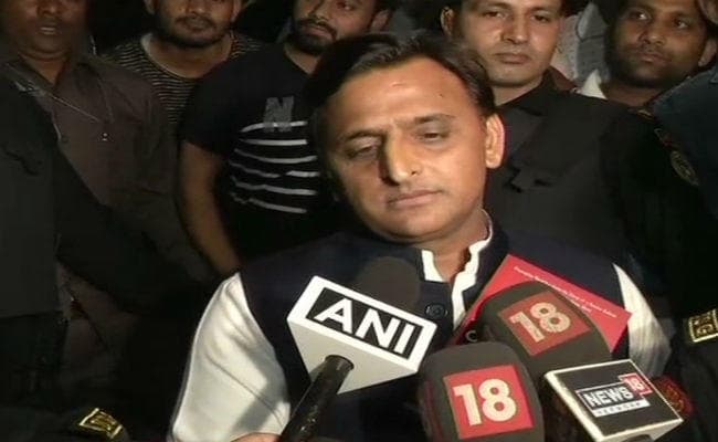 प्रधानमंत्री बनने की महत्वाकांक्षा नहीं : अखिलेश