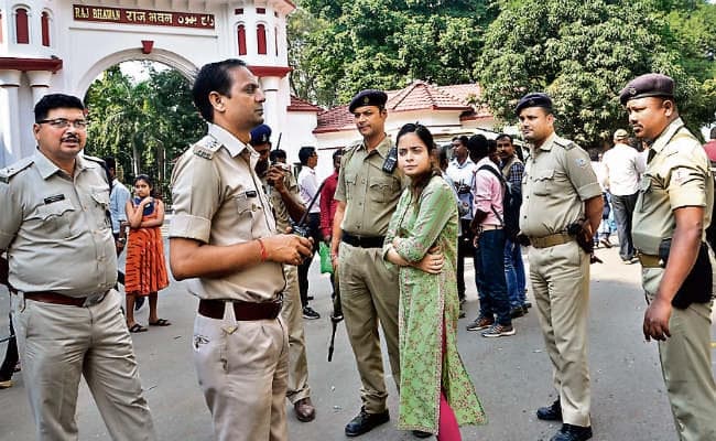 छत्तीसगढ़ की तर्ज पर झारखंड के भी पारा शिक्षकों को स्थायी करे सरकार