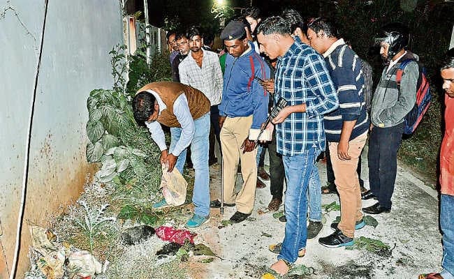 रांची : सुरेंद्रनाथ स्कूल के पास अधेड़ महिला ने केरोसिन छिड़क लगायी आग, मौत, जानें पूरा मामला