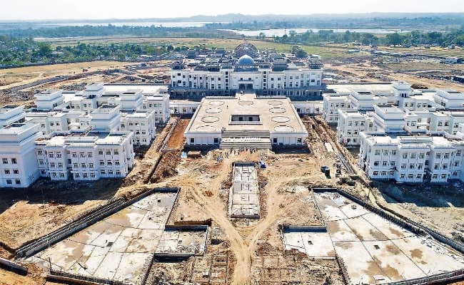 रांची : हाइकोर्ट के नये भवन निर्माण में गड़बड़ी की जांच अभियंताओं की कमेटी से करायें, इधर, पीआइएल पर सुनवाई आज