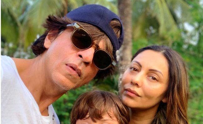 #HappyBirthdaySRK : गौरी की तलाश में जब मुंबई पहुंचे शाहरुख खान, चुपके से फ्रेश होने के लिए घुसे ताज होटल में फिर…