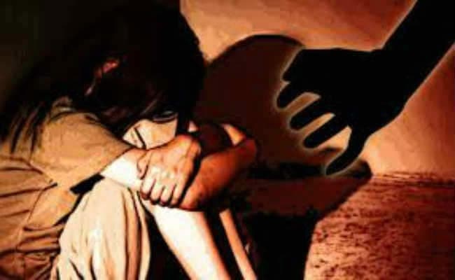 छपरा : आरपीएफ पोस्ट पर किशोरी के साथ दुष्कर्म