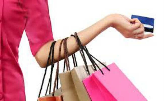 खरीदारी करें, इनाम पायें, शॉपिंग फेस्टिवल की धूम