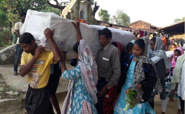 सिमडेगा : उभरती हुई प्रतिभावान हॉकी खिलाड़ी स्मिता कुल्लू का निधन, गांव हुआ गमगिन