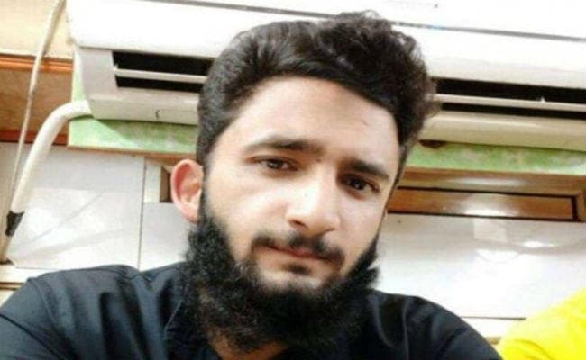 J&K : छात्र एहतेशाम बिलाल सोफी के परिवार ने आतंकियों से लगायी गुहार, उनके बेटे को भेज दो वापस