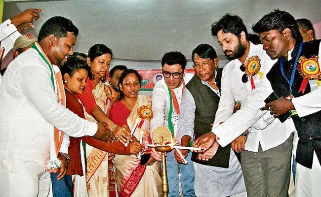 प्रदेश कांग्रेस की बैठक में जुटे गुमला, लोहरदगा, सिमडेगा व खूंटी के कार्यकर्ता, डॉ अजय ने कहा, महागठबंधन में होगा चुनाव