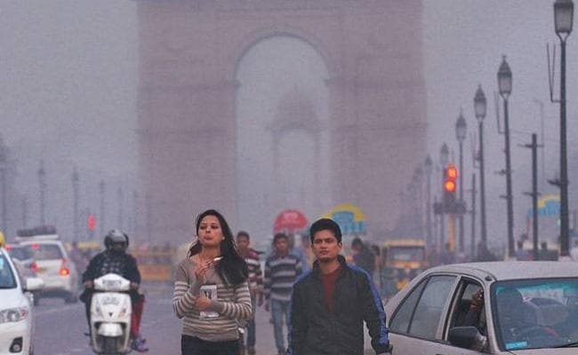 Pollution : दिल्ली की वायु गुणवत्ता में सुधार, ‘बेहद खराब’ से ‘खराब’ की श्रेणी में पहुंची