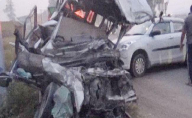 सोनीपत में ट्रक ने कार और जीप को मारी टक्कर, 12 लोगों की मौत, 7 घायल