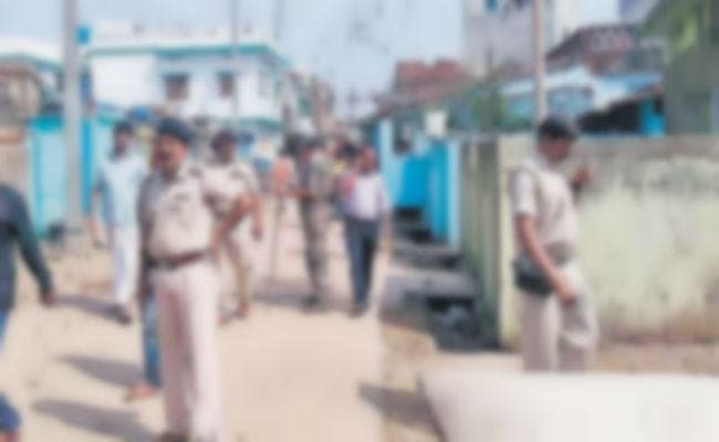 रामगढ़ : बूचड़खानों में छापा मारने गयी पुलिस पर किया हमला