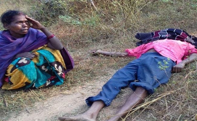 सिमडेगा : जलडेगा में अज्ञात अपराधियों ने दिव्‍यांग की गला काट हत्‍या की