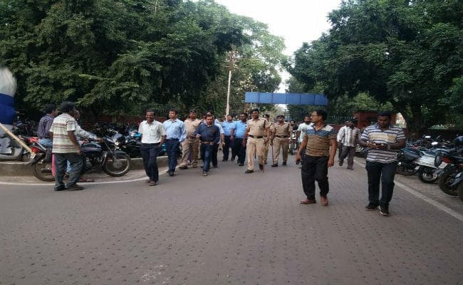 खड़गपुर :  सहकर्मियों की बर्खास्तगी से नाराज लोको पायलट मंगलवार को करेंगे विरोध प्रदर्शन