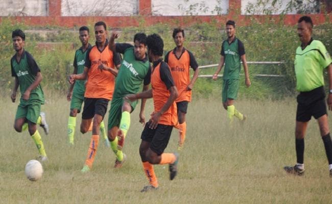 #Aaogoalkare : प्रभात खबर फुटबॉल टूर्नामेंट में अब तक सबसे बड़ा स्कोर, पूर्व रेलवे जमालपुर ने लखीसराय को 8-0 से रौंदा