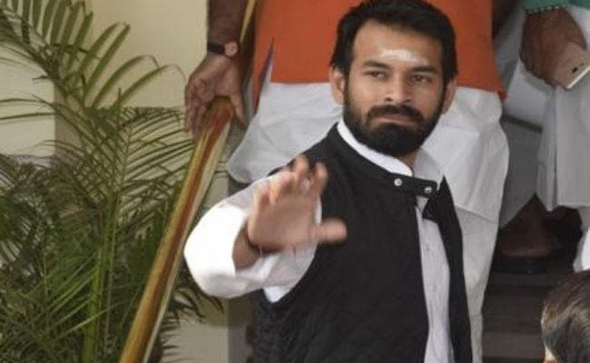 पटना में दिन भर होता रहा इंतजार बोधगया से वृदांवन गये तेज प्रताप