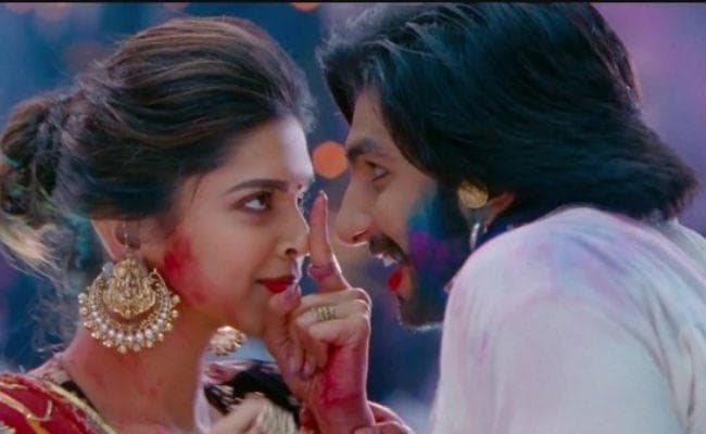 अपनी शादी में लहंगा पहनने की जिद पर अड़े रणवीर सिंह! Video