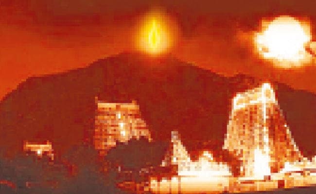 दक्षिण भारत में मनाया जाता है ‘कार्तिगई दीपम’